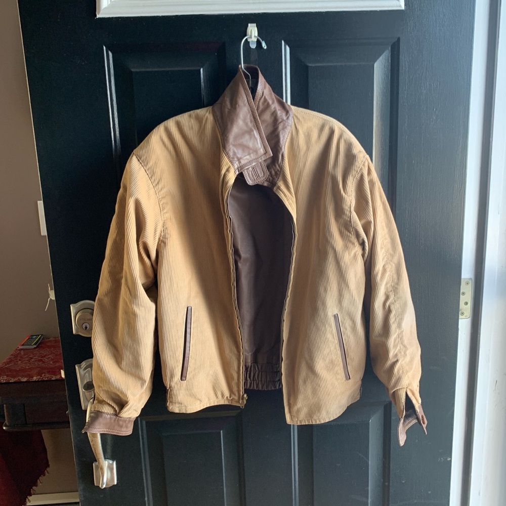Vintage Leather and Corduroy Jacket! 🤎